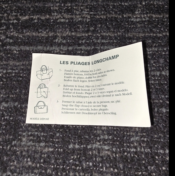 Longchamp Medium LE PLIAGE Bag - Picture 11 of 11